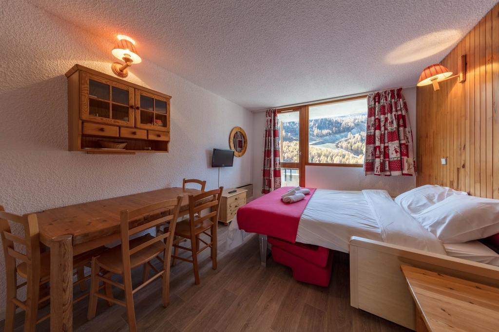 LES ADRETS Szállás